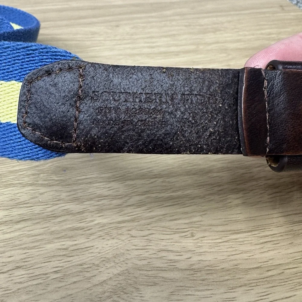Southern Tide Belt Men's Size 32 Leather Canvas Webbed Golf Stretch Blue Yellow